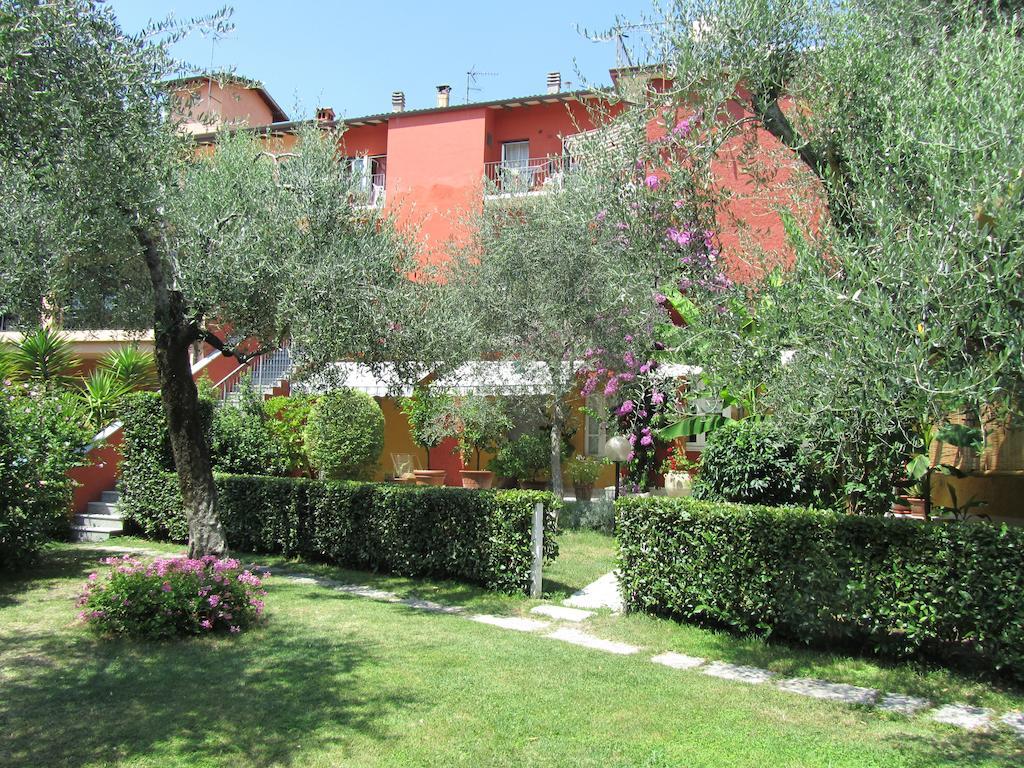 Borgo Antico Apartments Toscolano Maderno Eksteriør billede