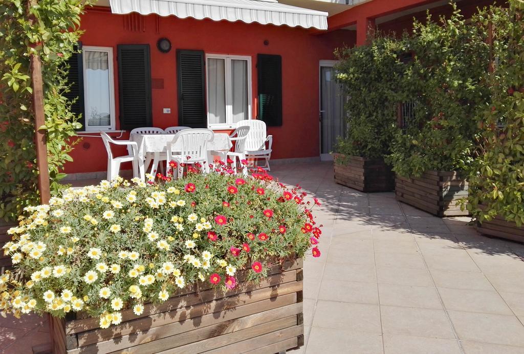 Borgo Antico Apartments Toscolano Maderno Eksteriør billede